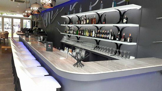 DeDos LeLounge