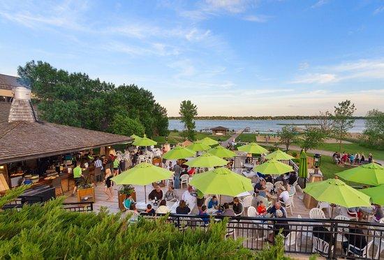 Deck Bar and Grill