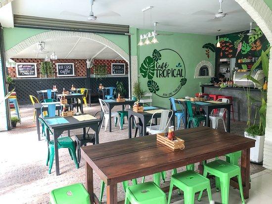 Cafe Tropical