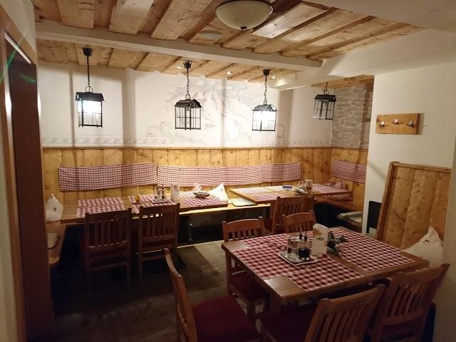 Stadl Cafe Restaurant Pizzeria