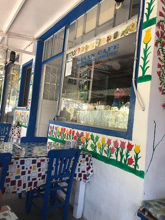 Nisan Cafe