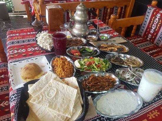 Meshur Cigerci Amca
