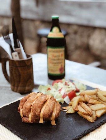 X Pub & Bistro