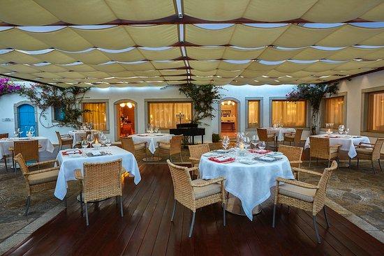 Dionysos Restaurant