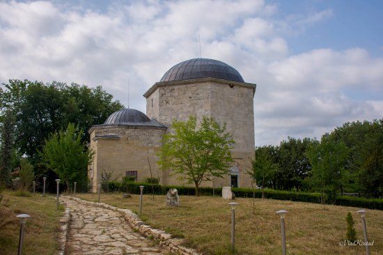 Ak yazula baba Mosque