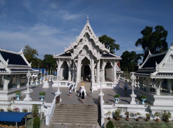 Świątynia Wat Kaew Korawaram