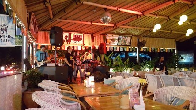 Bamboo Bar & Grill