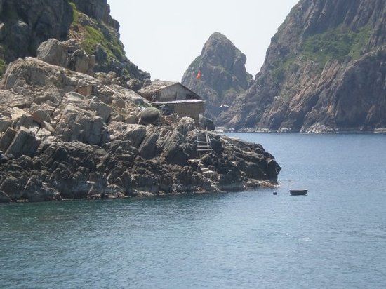 Hon Mieu Island