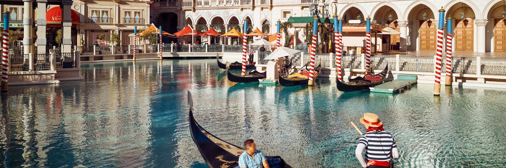 Rejs gondolą przy hotelu The Venetian
